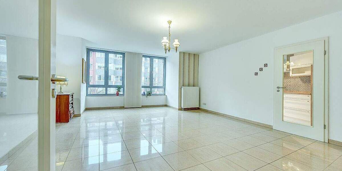 Etagenwohnung Düsseldorf Derendorf - 3 Zimmer, 101 m&sup2;, 525.000&euro; | Angebot:24040986