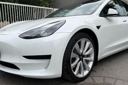 Tesla Model 3 55.000 km 24.290 &euro; Essen 45356