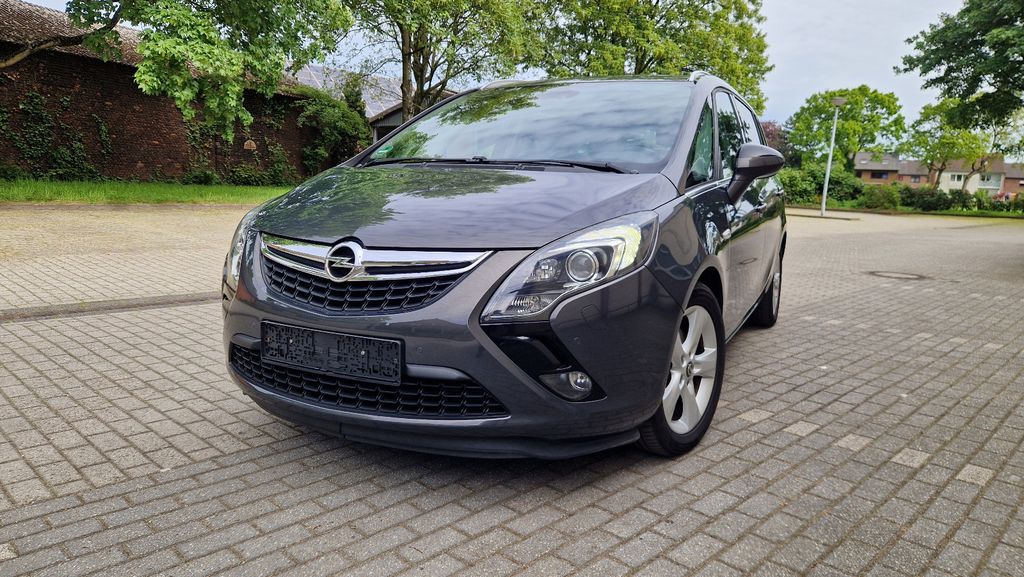 Opel Zafira Tourer 128.251 km 7.350 &euro; Oberhausen 46149