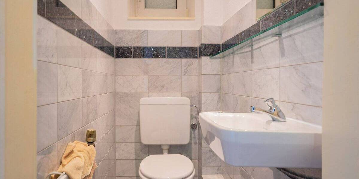 Etagenwohnung Krefeld / Bockum Bockum - 3 Zimmer, 98 m&sup2;, 995&euro; | Angebot:26627753