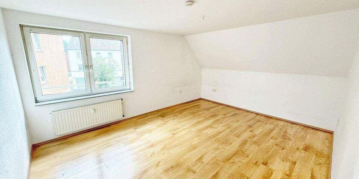 Etagenwohnung Herne Wanne - 3 Zimmer, 80 m&sup2;, 580&euro; | Angebot:25112317