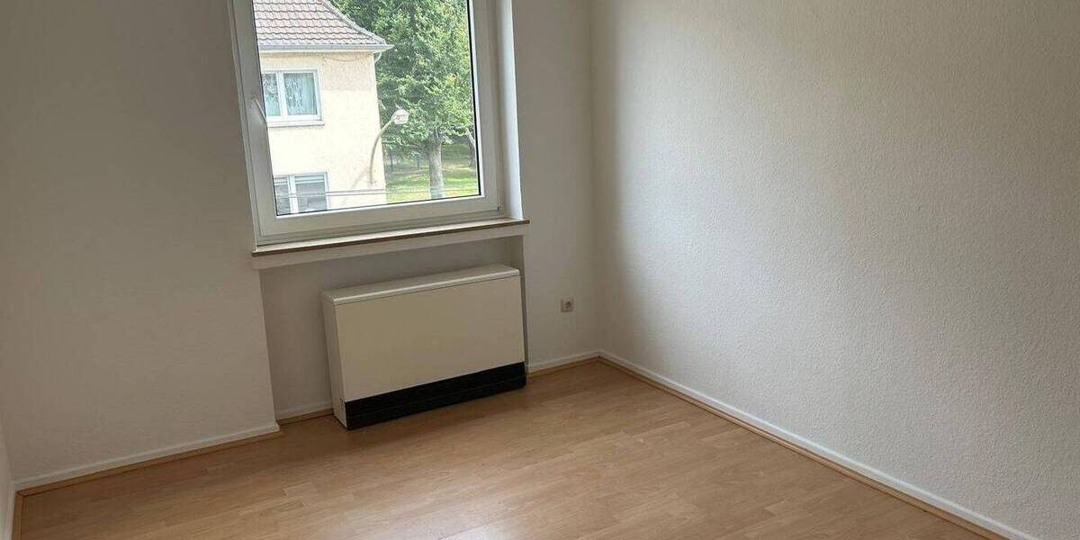 Etagenwohnung Essen Bergerhausen - 3 Zimmer, 80 m&sup2;, 580&euro; | Angebot:25264122