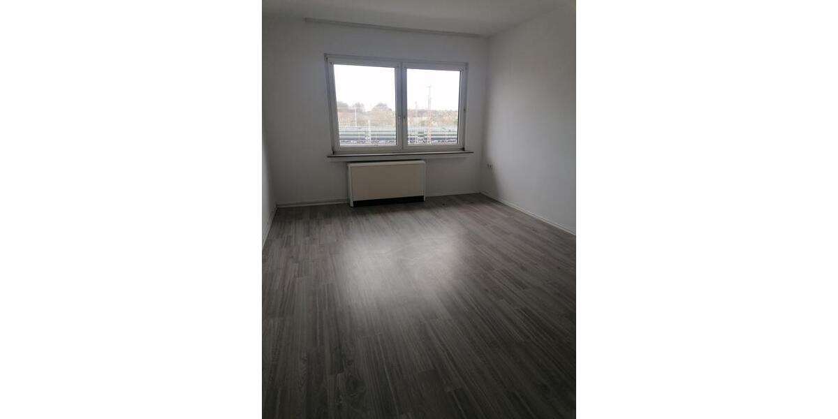 Etagenwohnung Mülheim an der Ruhr Rechtsruhr-Nord - 3 Zimmer, 77 m&sup2;, 500&euro; | Angebot:24391359
