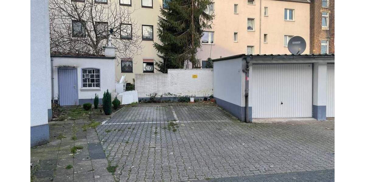 Sieben Mehrfamilienhäuser in Essen und Oberhausen- ein Eigentümer. 1 zimmer