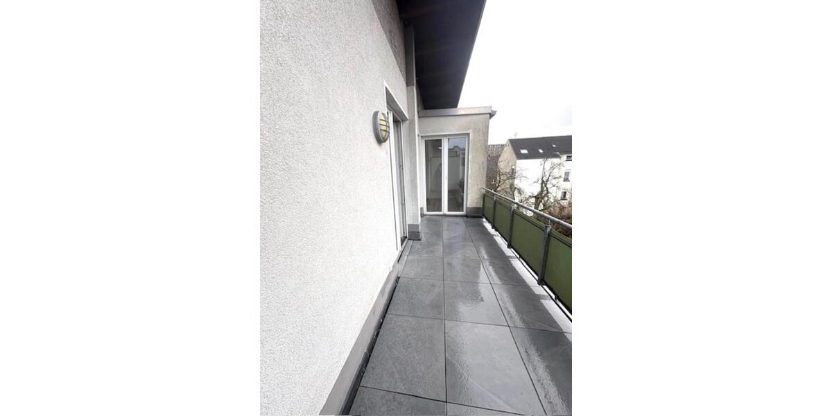 Dachgeschoßwohnung Oberhausen - 3 Zimmer, 80 m&sup2;, 229.000&euro; | Angebot:25098597