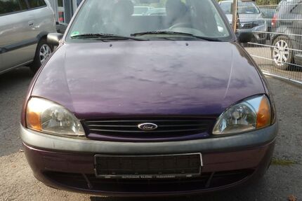 Ford Fiesta 76.000 km 850 &euro; Bottrop 46238