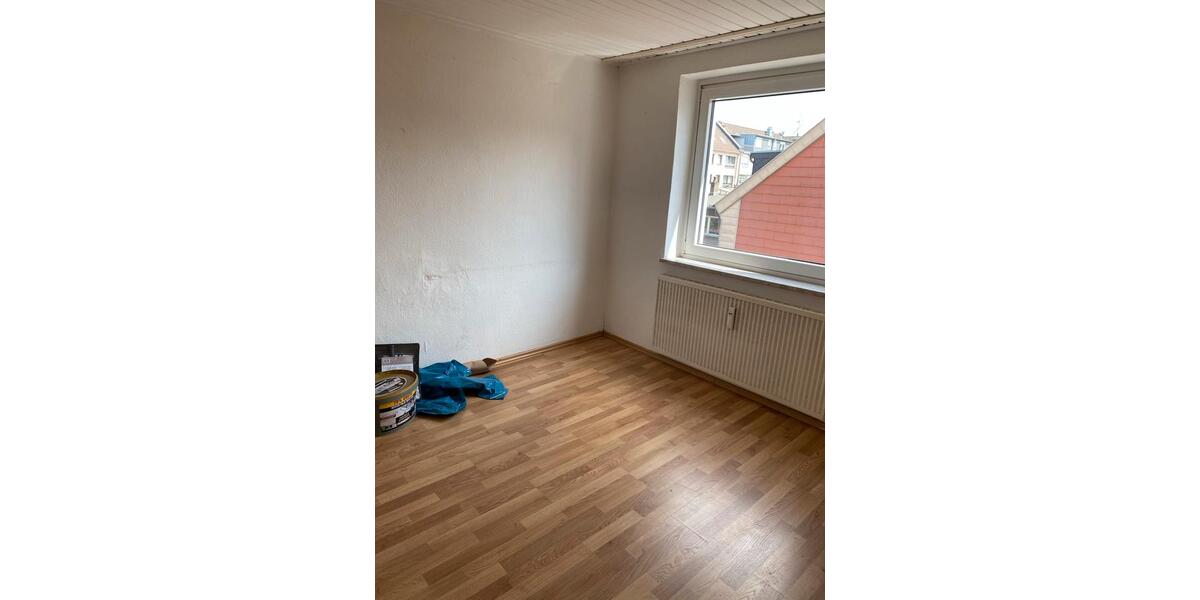 Dachgeschoßwohnung Oberhausen Osterfeld - 2 Zimmer, 44 m&sup2;, 520&euro; | Angebot:26407183