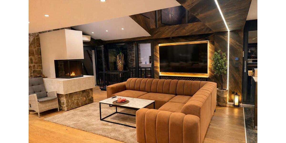 Einfamilienhaus Essen Stadtkern - 7 Zimmer, 350 m&sup2;, 300&euro; | Angebot:25297601