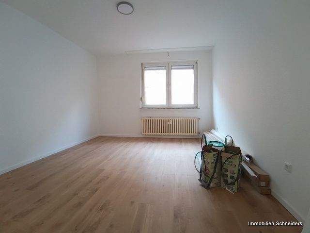 Gewerbeobjekt Duisburg Dellviertel - 2 Zimmer, 50 m&sup2;, 500&euro; | Angebot:25153630