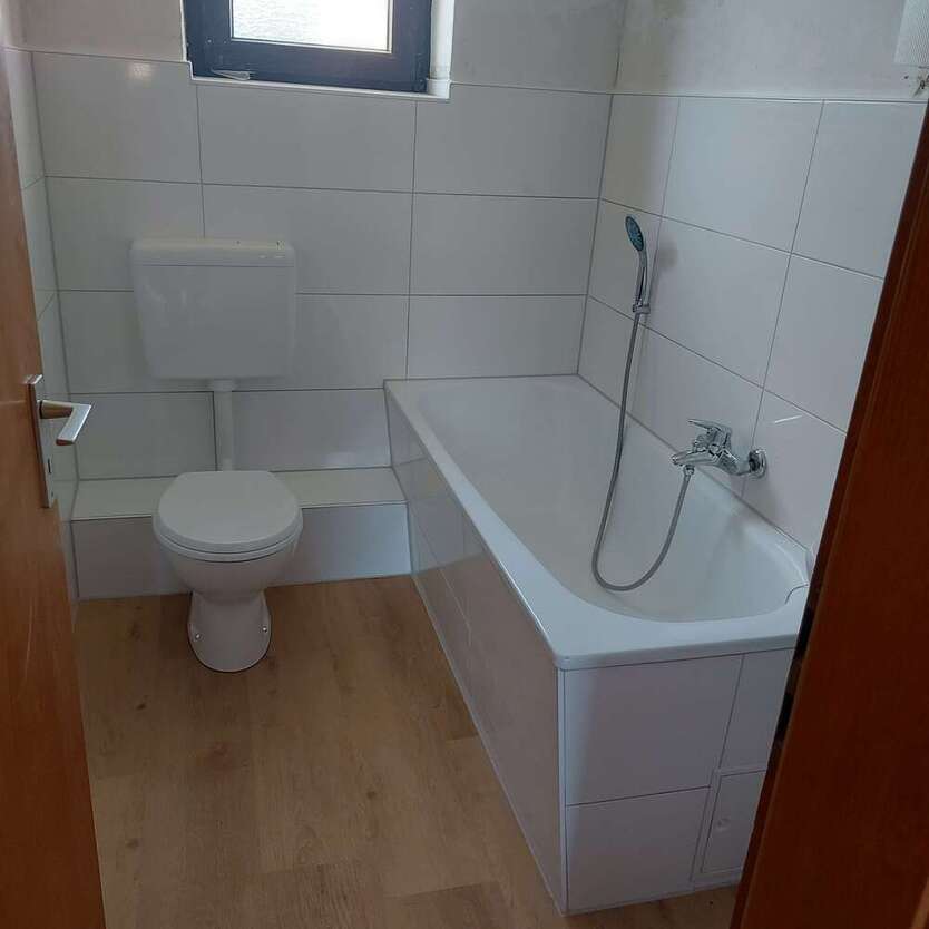Wohnung zum Mieten in Duisburg 393 € 52.4 m²