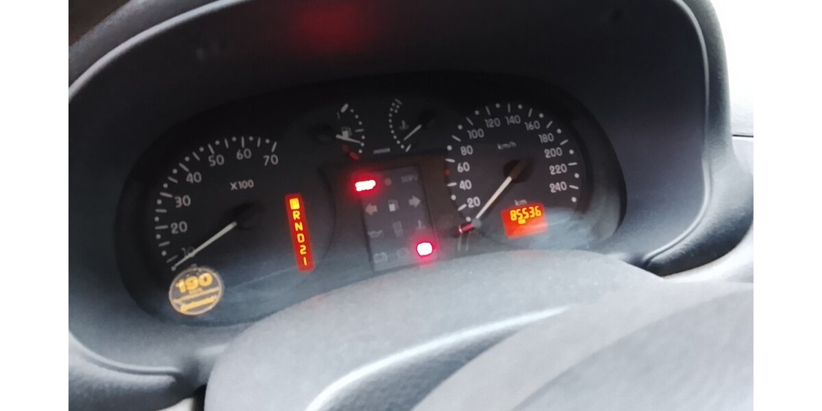 Renault clio 86.000 km 2.750 &euro; Wesel 46483