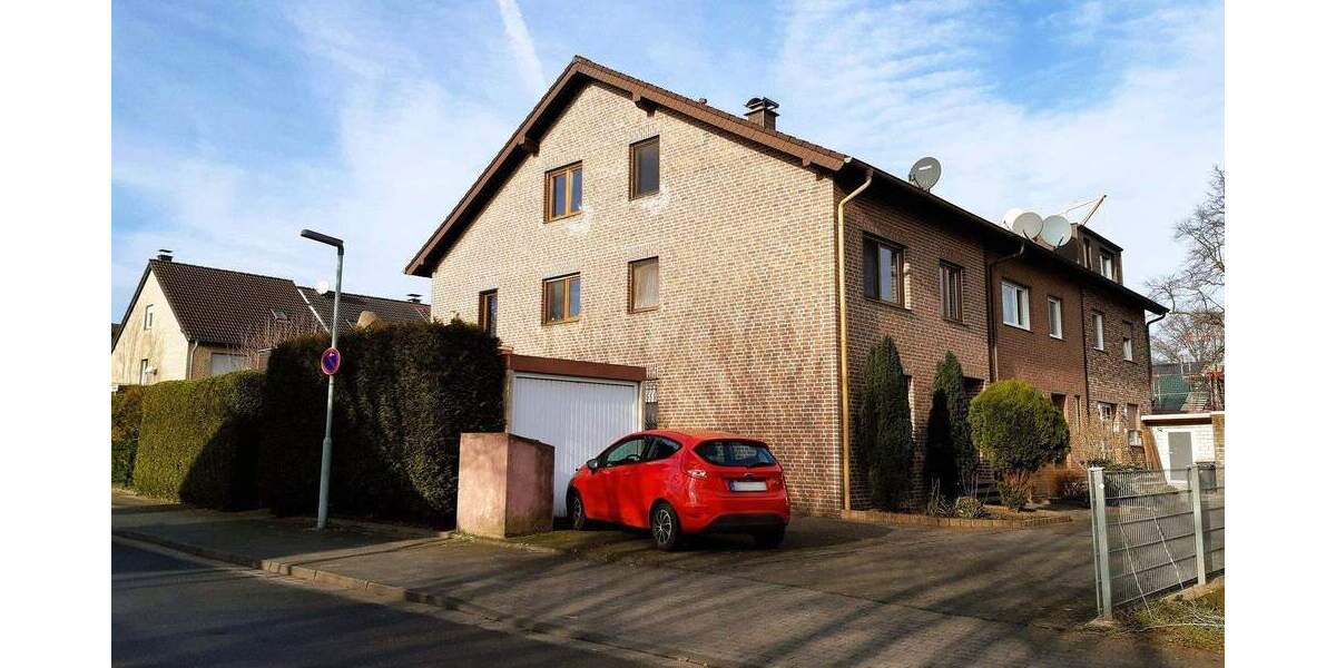 Reihenendhaus Dinslaken Innenstadt - 7 Zimmer, 230 m&sup2;, 599.000&euro; | Angebot:25631648