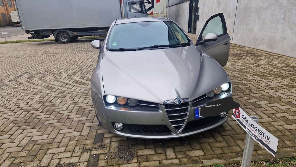 Alfa Romeo 159 260.000 km 5.400 &euro; Wersten (Düsseldorf) 40591