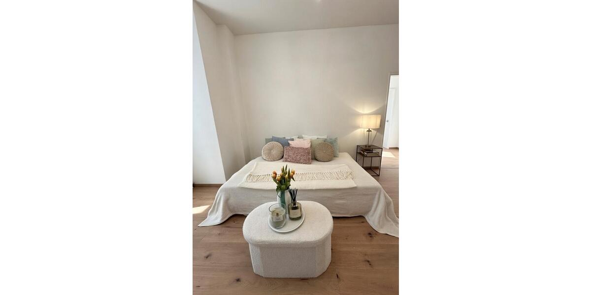 Etagenwohnung Düsseldorf Flingern Süd - 1 Zimmer, 38 m&sup2;, 1.650&euro; | Angebot:26122134
