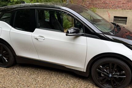 BMW i3 17.500 km 20.790 € Recklinghausen 45663