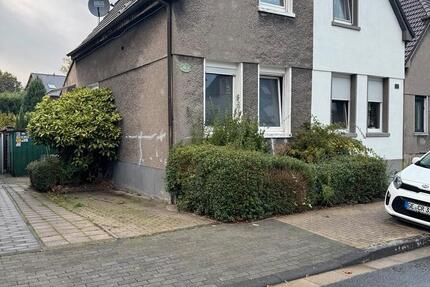 Handwerker aufgepasst - Doppelhaushäfte in Resse zu verkaufen 3.5 zimmer