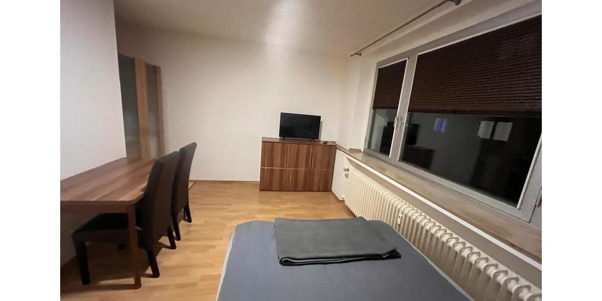 Etagenwohnung Düsseldorf Oberbilk - 1 Zimmer, 25 m&sup2;, 685&euro; | Angebot:26355305
