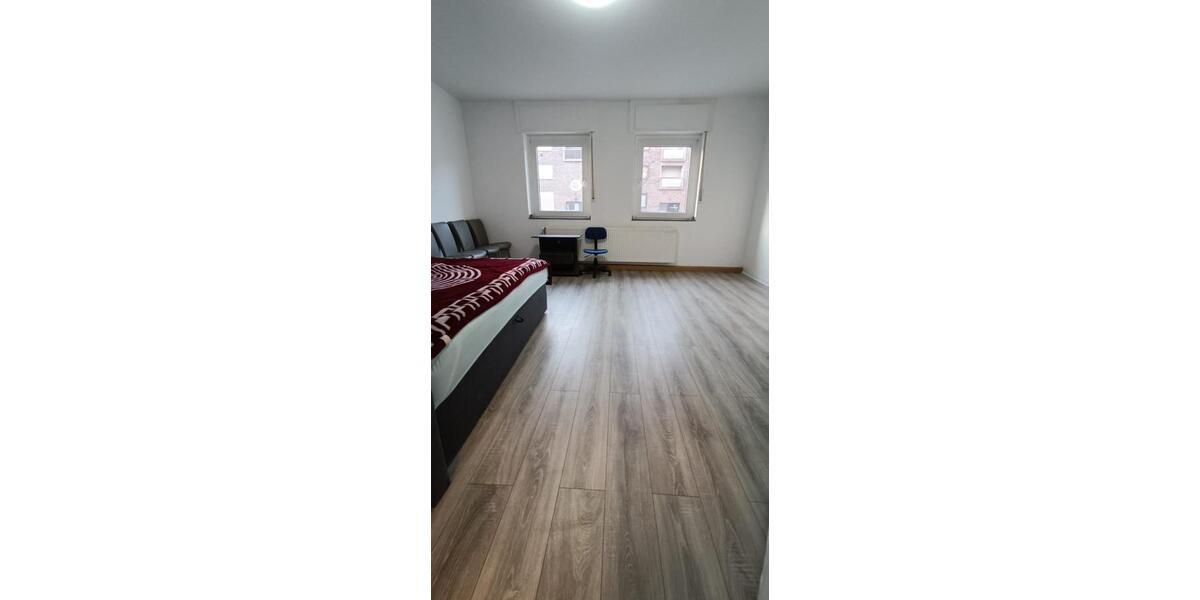 Helle 1-Zimmer Wohnung in Rheinhauserstr. 173, Duisburg-Hochfeld! 1.5 zimmer