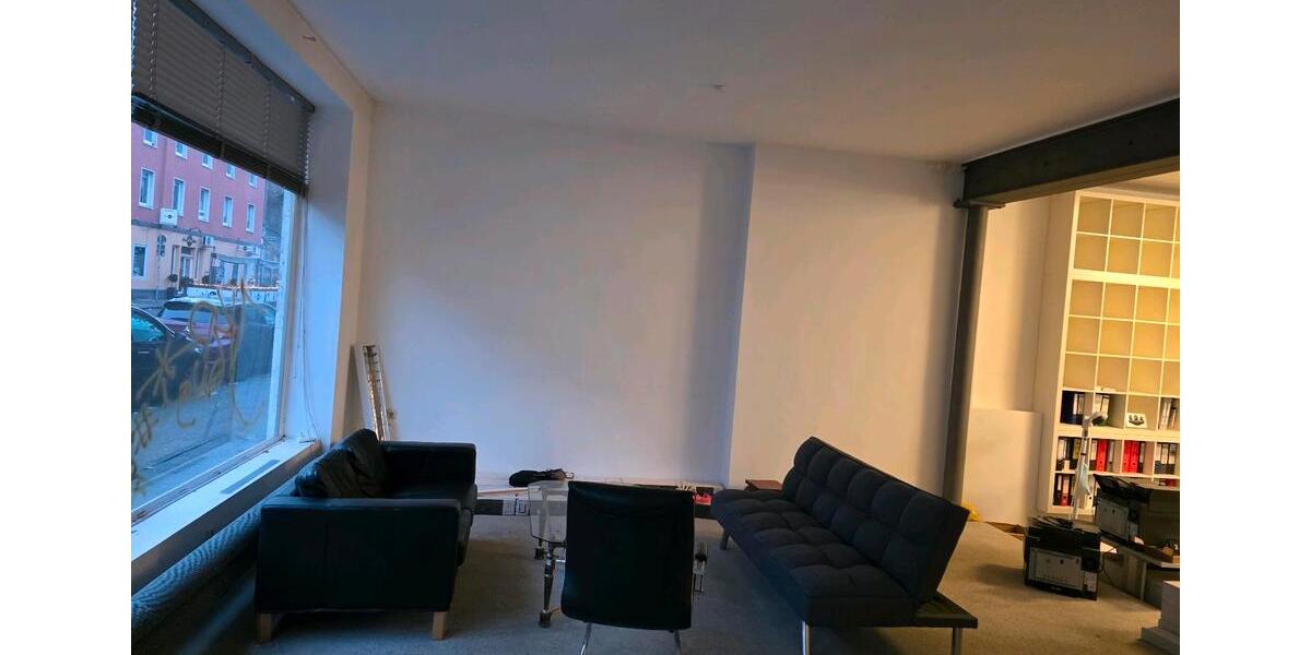 Laden im Zentrum Krefelds für vielerlei Möglichkeiten zimmer