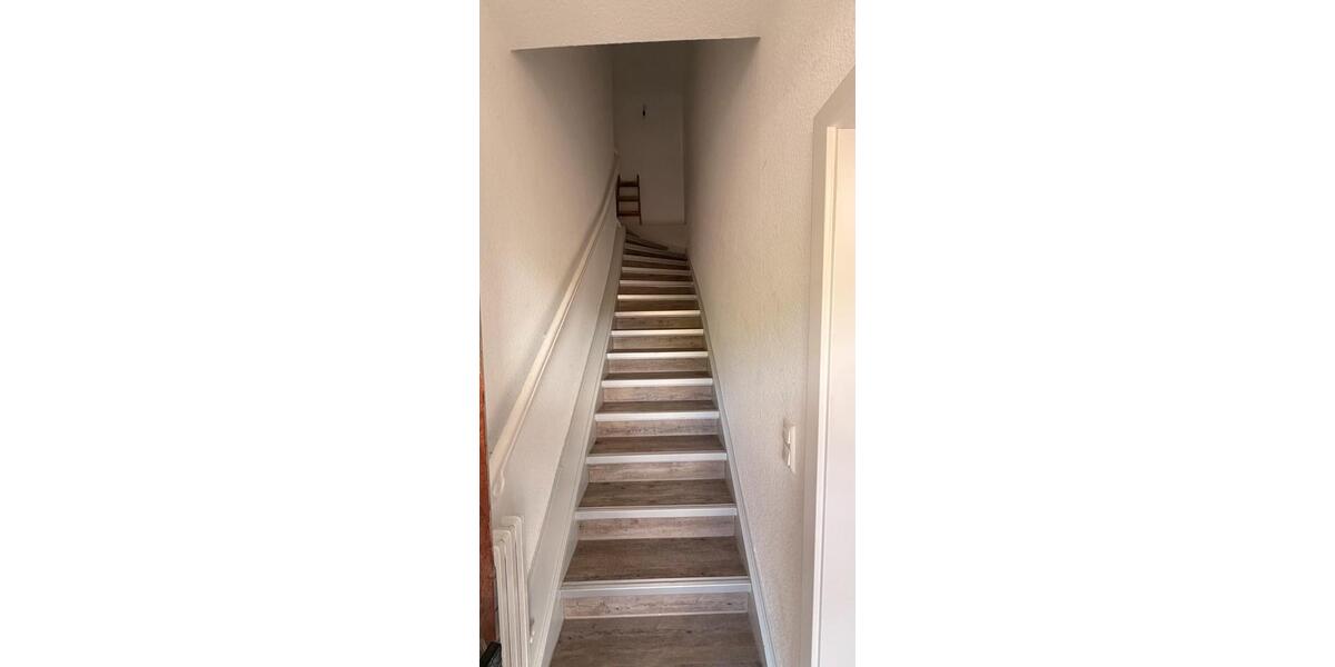 Etagenwohnung Essen Stadtbezirk V - 4 Zimmer, 100 m&sup2;, 850&euro; | Angebot:26327051