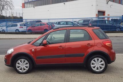 Suzuki SX4 81.152 km 7.499 € Düsseldorf 40599