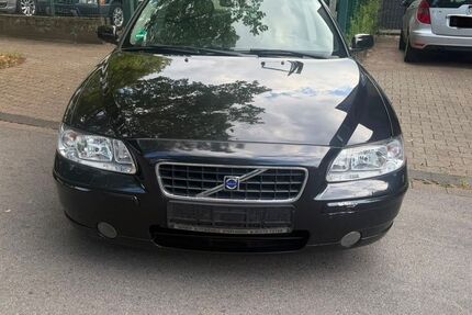 Volvo S60 252.000 km 1.990 &euro; Gelsenkirchen 45889