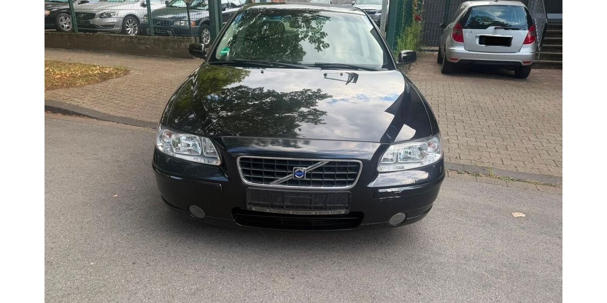 Volvo S60 252.000 km 1.990 &euro; Gelsenkirchen 45889