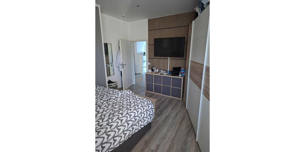 Haus im Haus - Sanierte 4,5 Zimmer Wohnung mit EFH Flair 4.5 zimmer