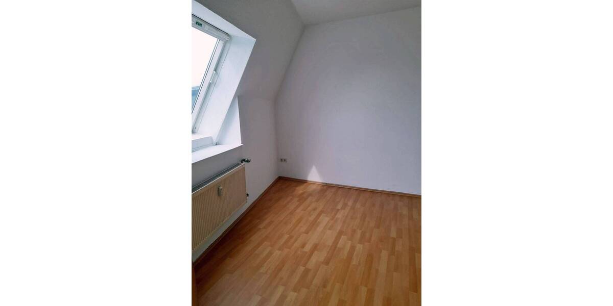 Etagenwohnung Oberhausen Stadtmitte - 2 Zimmer, 55 m&sup2;, 275&euro; | Angebot:26903996