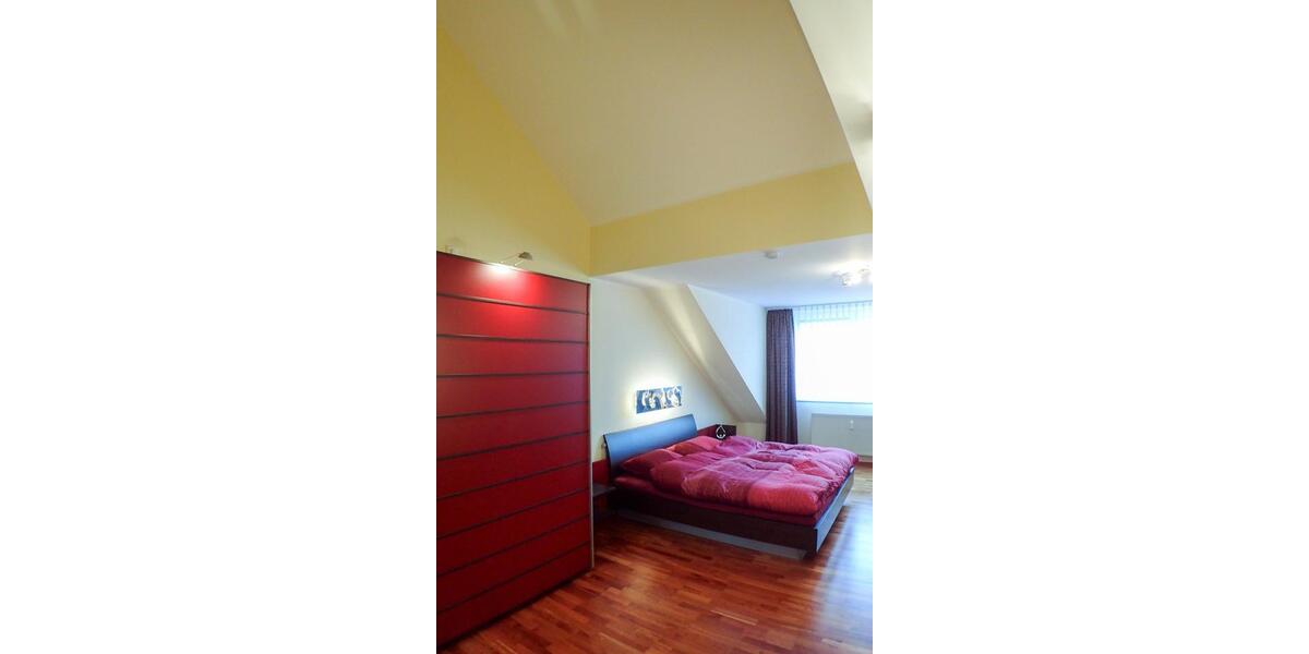 Sonnige 3,5-Zimmer-Dachgeschosswohnung mit Dachterrasse, 105 m² 3.5 zimmer