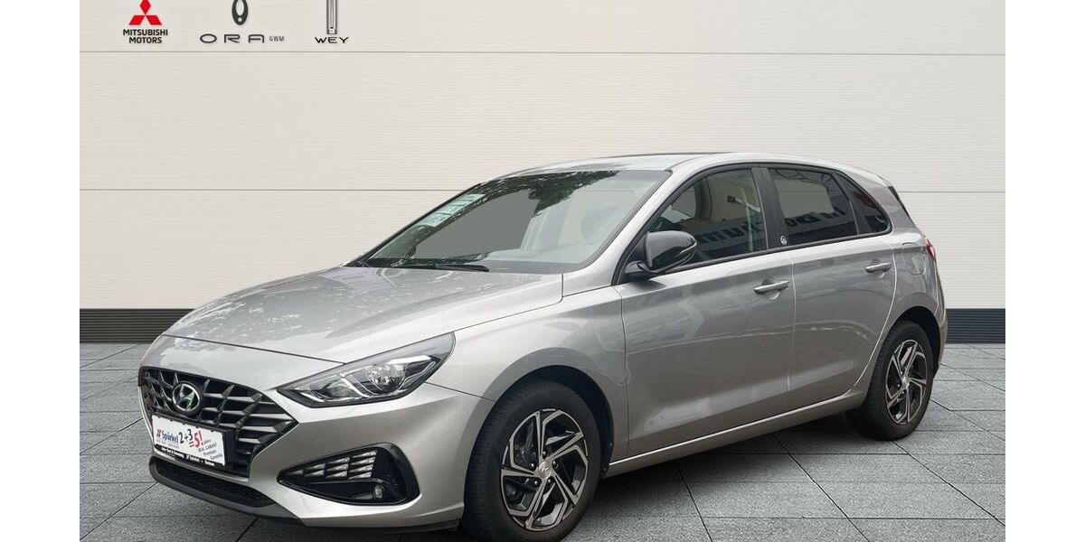 Hyundai i30 52.630 km 15.680 &euro; Bochum 44809