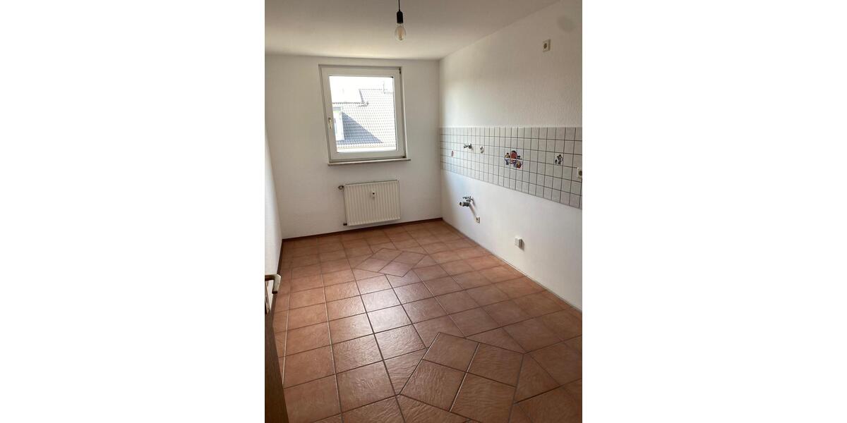 Etagenwohnung Duisburg Mittelmeiderich - 1 Zimmer, 75 m&sup2;, 488&euro; | Angebot:26382966
