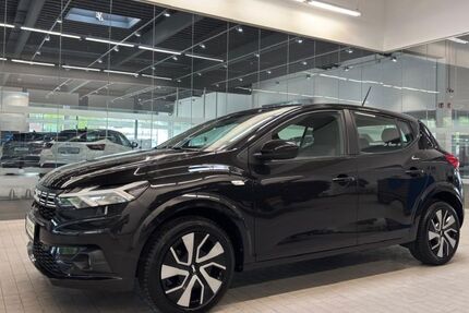 Dacia Sandero 9.593 km 14.490 &euro; Voerde 46562