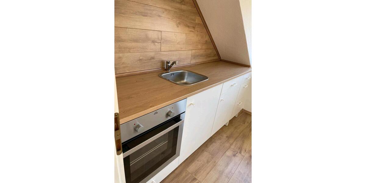 Dachgeschoßwohnung Gelsenkirchen Gelsenkirchen-Mitte - 1 Zimmer, 44 m&sup2;, 49.999&euro; | Angebot:25170663