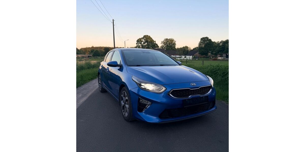 Kia ceed / Ceed 130.000 km 11.990 &euro; Hünxe 46569