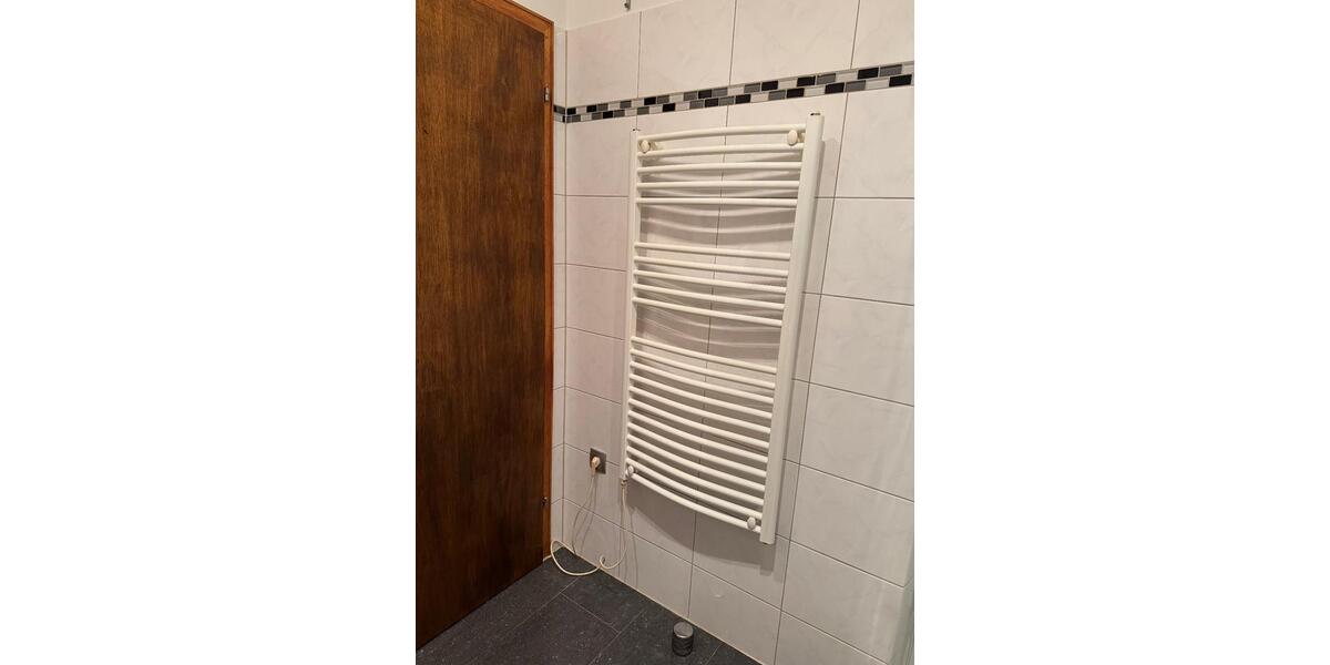 Helle Wohnung mit Balkon und Einbauküche in Mülheim a. d. Ruhr zimmer