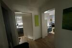 Großzügige 3-Zimmer-Erdgeschoss-Wohnung mit Balkon, Dusche, Wanne und Laminat