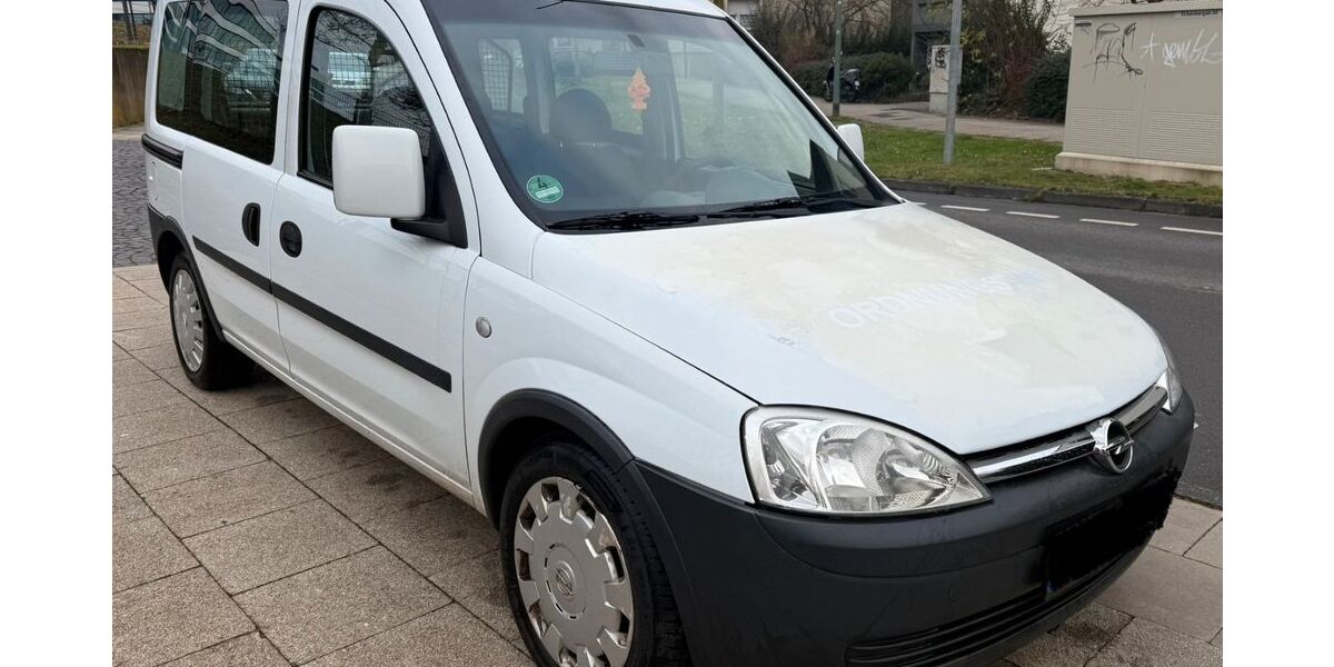 Opel Combo 163.500 km 2.199 &euro; Essen 45307