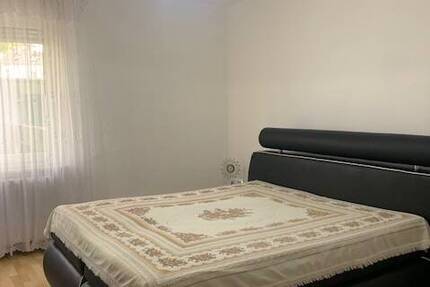 Wohnung Duisburg Marxloh - 3 Zimmer, 65 m&sup2;, 490&euro; | Angebot:26908688
