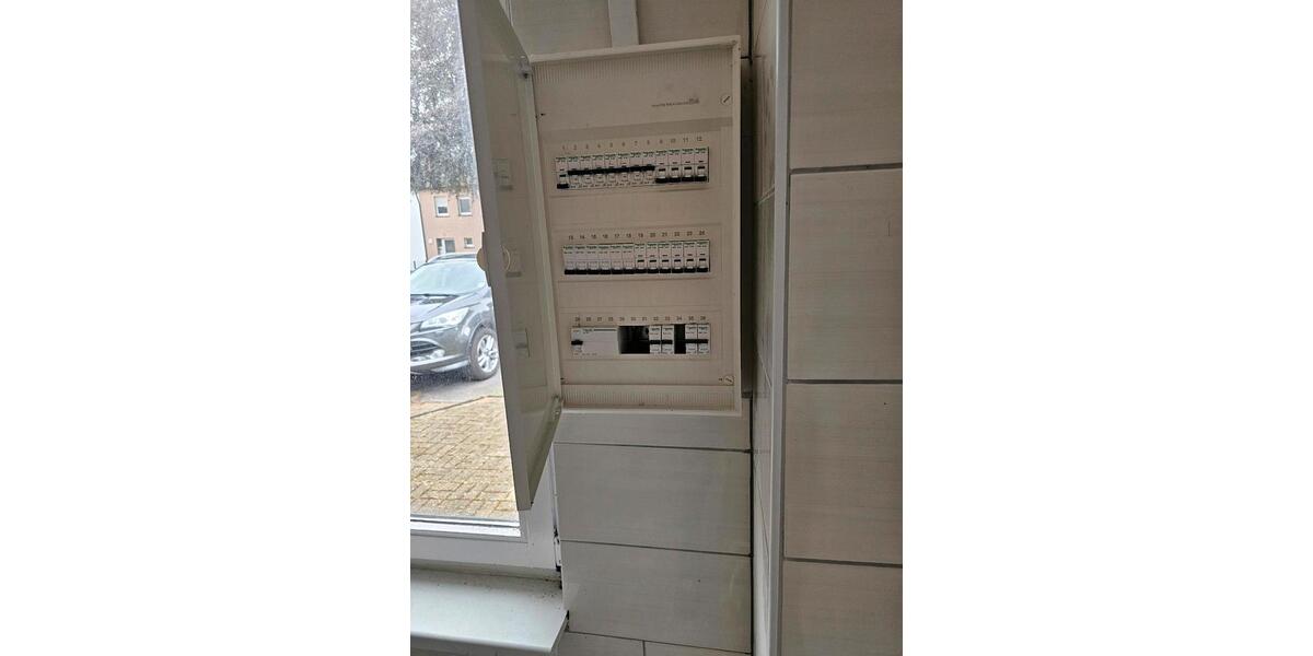 Wohn Geschäftshaus Stellplätze Bauland zimmer