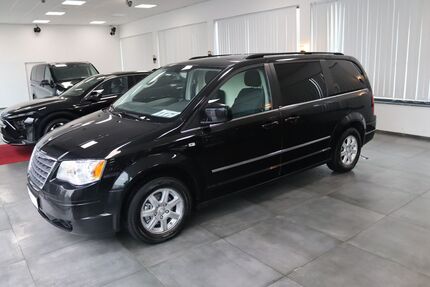 Chrysler Grand Voyager 131.621 km 9.950 &euro; Essen 45329