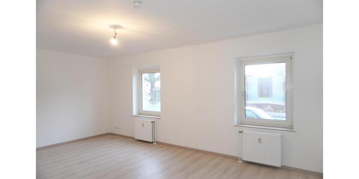 ERSTBEZUG nach Sanierung + Einzug ab 01.03.2026 möglich! 3 zimmer