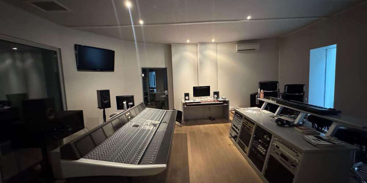 Büro in Düsseldorf 3.500 € 250 m² zimmer