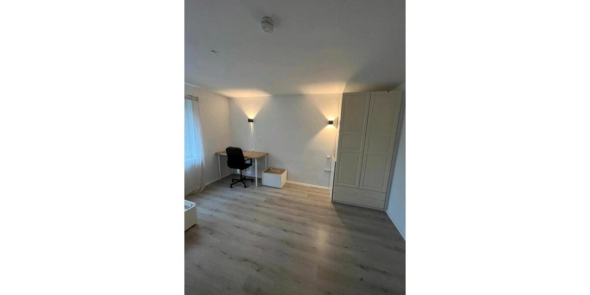 Zimmer möbliert Uninähe 1 zimmer