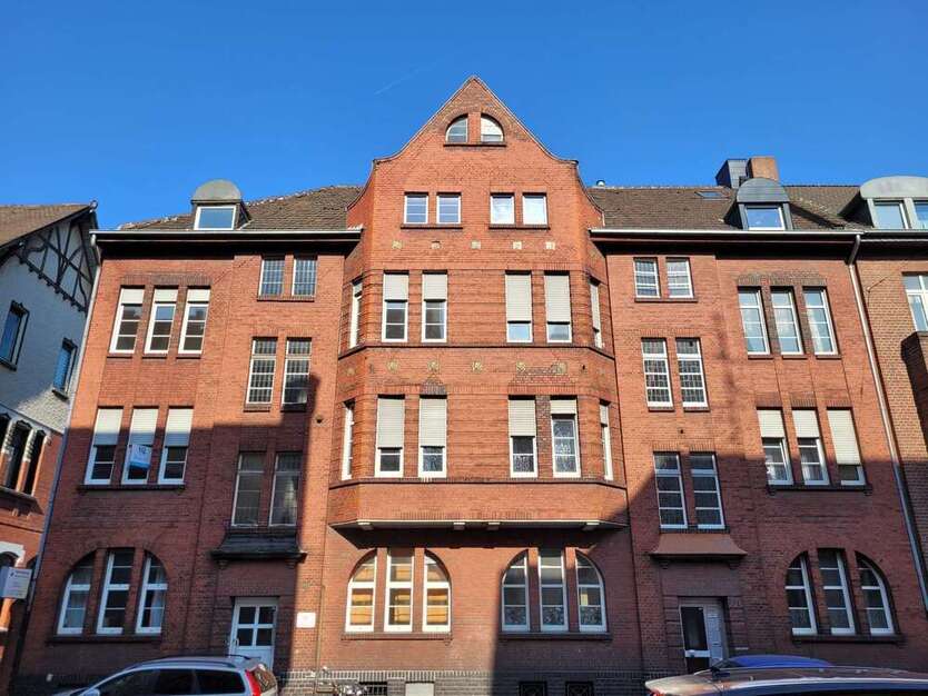 Wohnung zum Kaufen in Krefeld 149.000 € 87 m²