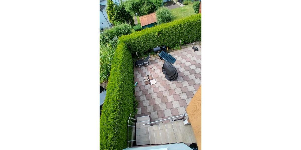 Erdgeschosswohnung mit Garten und Grage 3 zimmer