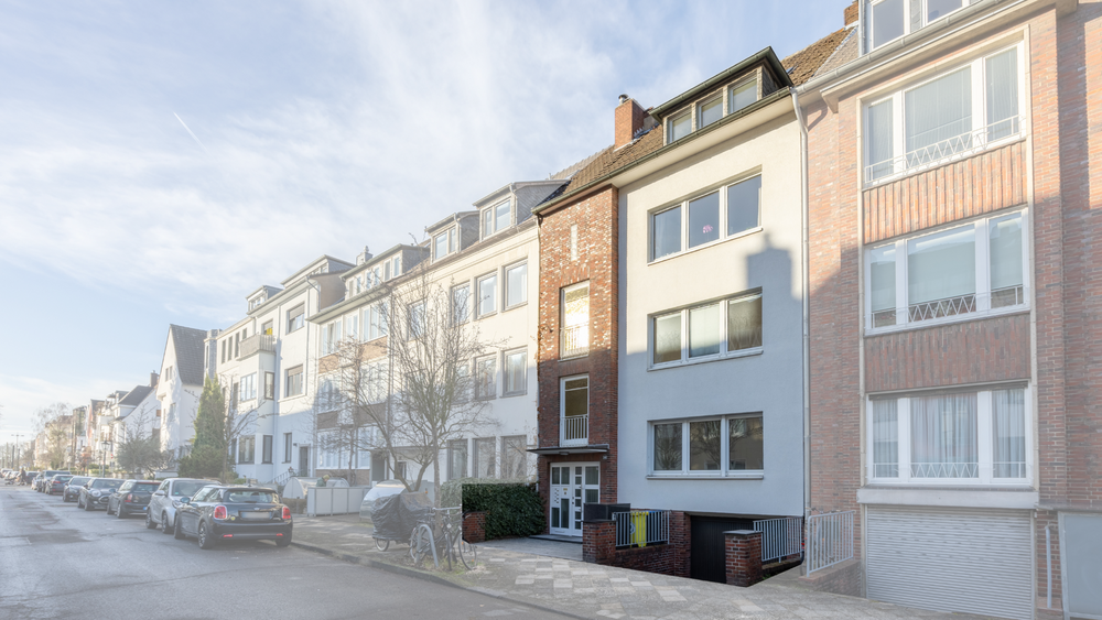 Einfamilienhaus Düsseldorf Heerdt - 11 Zimmer, 311 m&sup2;, 2.380.000&euro; | Angebot:25027503