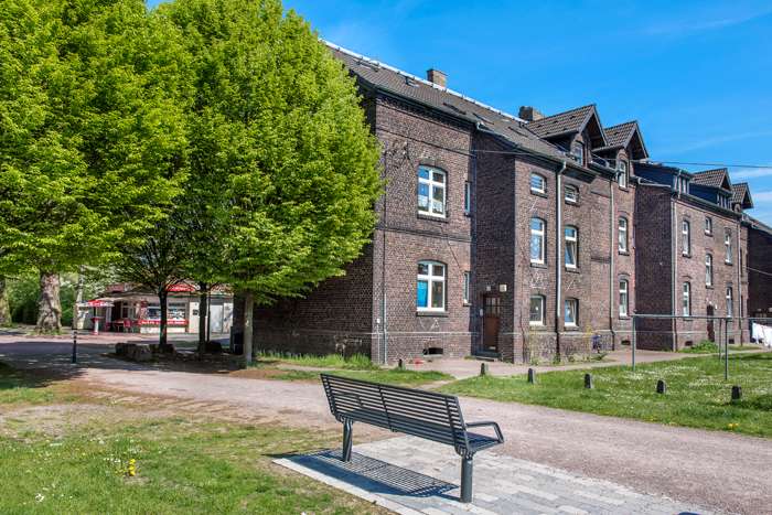 Wohnung zum Mieten in Duisburg 349 € 47.32 m²