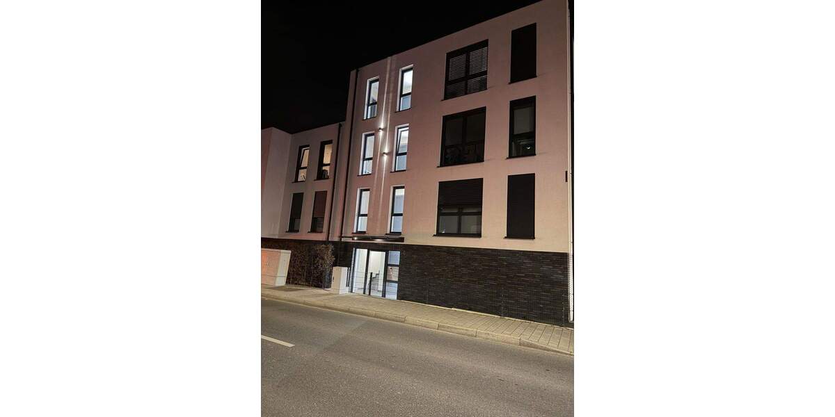 Modern wohnen nahe Düsseldorf: Hochwertige 3-Zimmer-Wohnung 107 qm von 2022 in Erkrath 3 zimmer