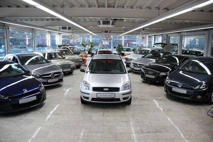 Ford Fusion 305.000 km 1.990 &euro; Essen 45356